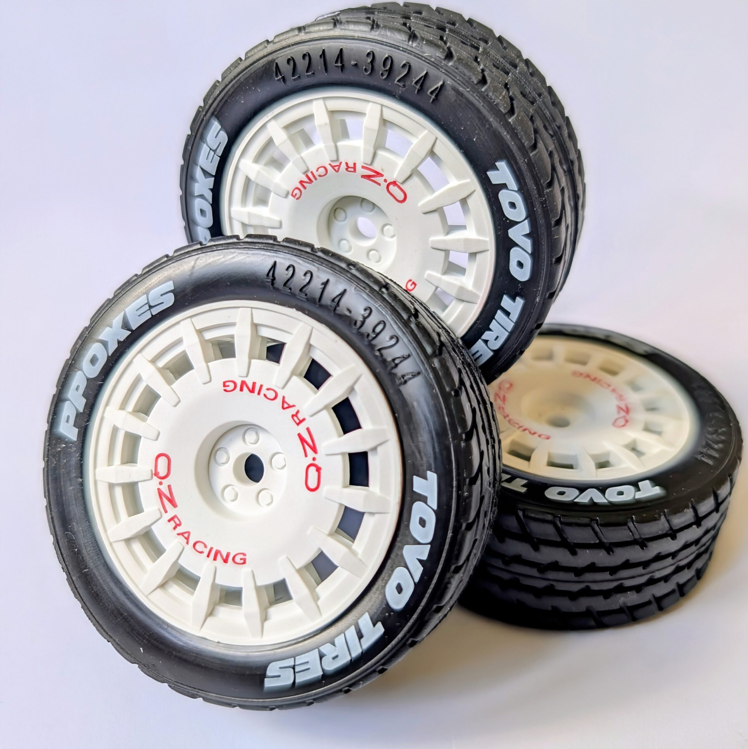 M Chassis Wheel and Tyre Set (4)